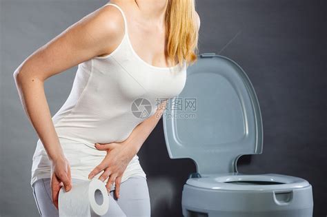 女性憋尿危害大 憋尿后小腹痛怎么缓解? - 知乎