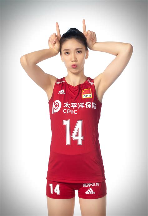 精修版！中国女排2019世界女排联赛南京总决赛写真出炉！|女排联赛|中国女排|写真_新浪新闻