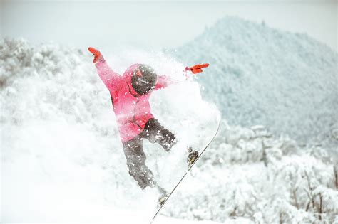成都滑雪季拉开序幕 西岭雪山开放滑雪项目_四川在线