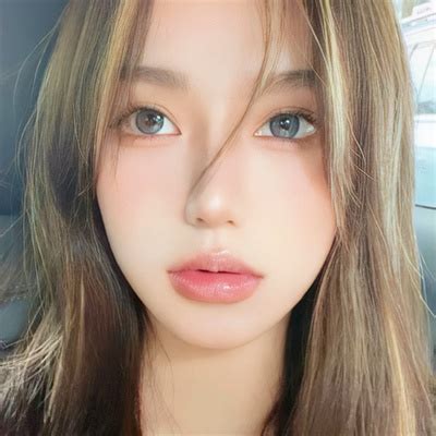 优质甜美女生头像图文版