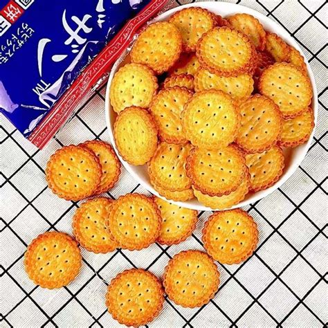 点心饼干_日式网红海盐咸蛋黄小圆饼干 50g*10包 *2件-什么值得买