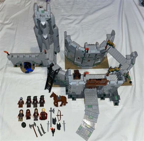 LEGO 9474 The Lord of The Rings The Battle of Helm`s Deep