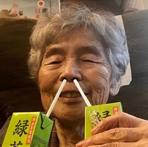 90岁日本老奶奶成年纪最大健身教练，这身体素质简直令年轻人汗颜呀！