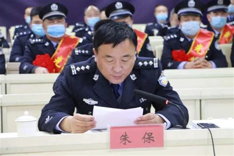 广州公安副局长何靖涉嫌严重违纪被调查 曾在3地任局长 --网友点击--中原网