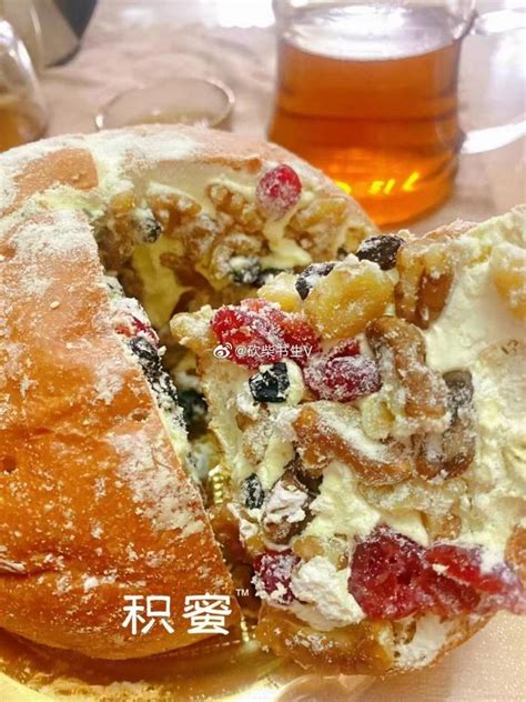 新疆塔城奶酪面包，手工制作超多馅料，吃一口香气浓郁……