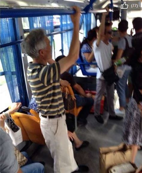 公交车有“伤人座”？公交座位设计要多些人性化_北京日报网