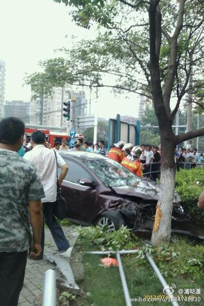 痛心！辽宁沈阳一公交车爆炸致1死42伤_凤凰网视频_凤凰网