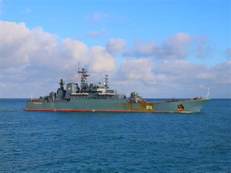 这次不能忍了！俄军4700吨战舰被击沉，黑海舰队下令全面参战