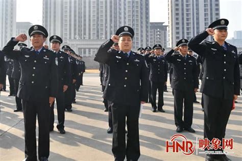 息县公安局举行《公安机关人民警察誓词》宣誓活动