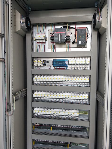 自动化成套控制柜 10 - 上海神众电气成套有限公司