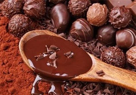 无糖黑巧克力的功效有哪些 热量是多少 _牛奶