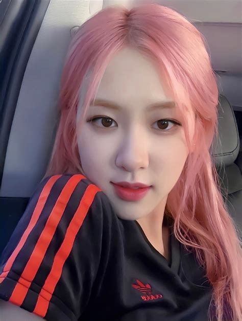 朴彩英ROSE图片