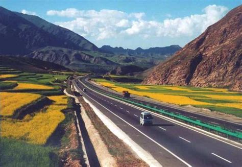 中国最美、最险峻的公路已开放通行！它的景色和故事都令人动容
