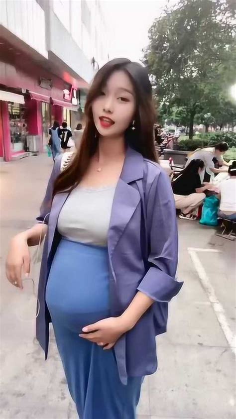 偶遇一位漂亮孕妇，挺着大肚子，看样子快生了吧！_腾讯视频