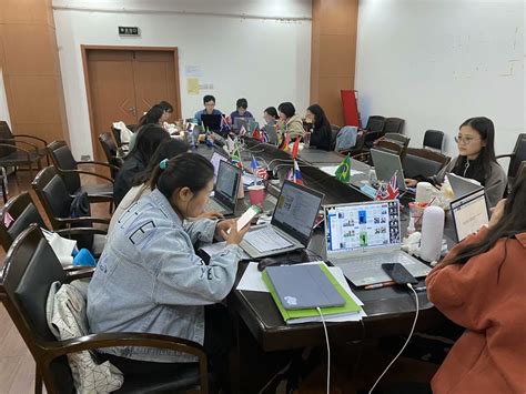 第十二期企业高管进课堂(十三)：跨境贸易实操-安徽财贸职业学院