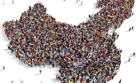 中国人口总人数2022：中国人口排名全球第一，人口增长率：0.39 ％ - 人口
