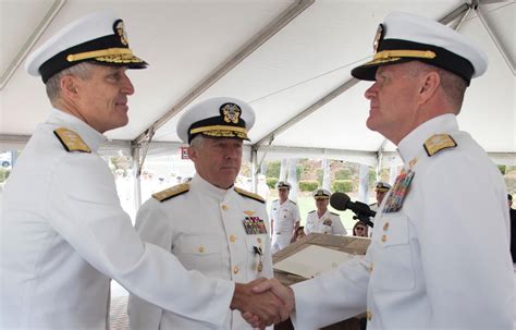 美第三舰队换帅 新司令曾在我国海域执行任务|美国海军|史蒂夫_新浪新闻