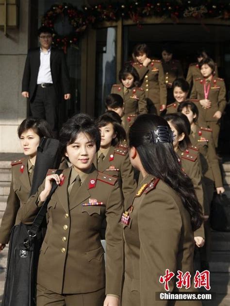 朝鲜美女乐团排练 玄松月佩大校军衔_腾讯网触屏版
