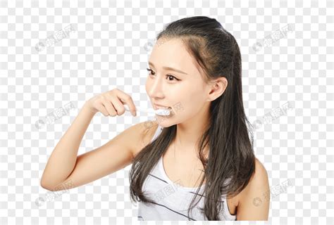 美女在刷牙元素素材下载-正版素材400294508-摄图网