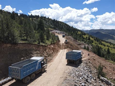 诺浩集团官网 - 西藏昌都某年产290万吨砂石骨料矿山