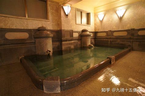 澡堂文化只是北方特有吗？老上海的澡堂，也藏着很多故事_凤凰网