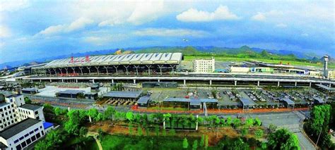 贵州双龙航空港经济区产业大招商签约近百亿元_产业园区规划 - 前瞻产业研究院
