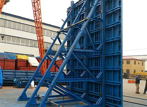 高铁墩柱 - 成功案例 - 案例展示 - 鞍山市宏业模板厂