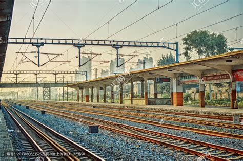8点07分！京港高铁商合段淮南南站首趟列车驶出！|高铁_新浪新闻