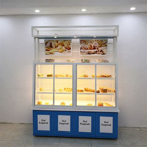 烘焙展示柜摆吃的,甜品展示柜尺寸,烘焙面包展示柜厂家_大山谷图库
