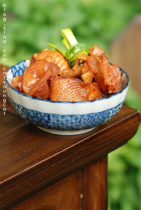 鲜椒炒仔鸡,中国菜系,食品餐饮,摄影,汇图网www.huitu.com
