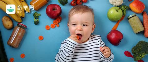 男孩宝宝吃苹果婴儿收成水果男生红色食物孩子男性童年苹果树高清图片下载-正版图片321604289-摄图网
