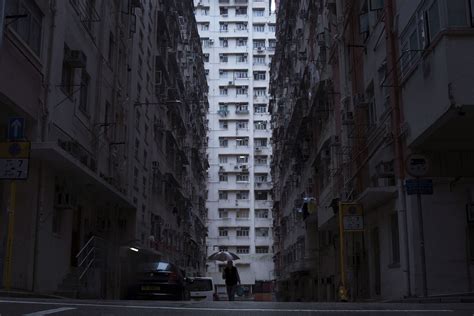 劏房 、棺材房…香港的“奇葩房”又新增一个，看了这些你才知道_房产资讯_房天下