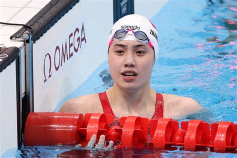 中国队获得游泳男女混合4x100米混合泳接力银牌_京报网