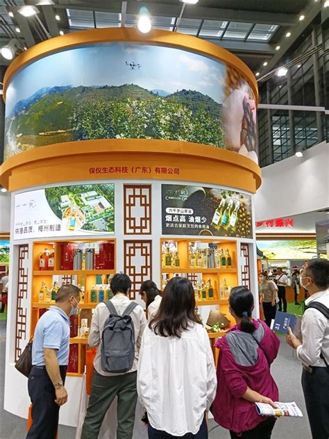 六千嵗亮相2023中国森林食品交易博览会（深圳站）并获“金奖”