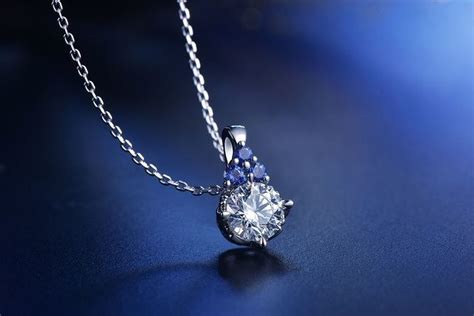 钻石小鸟 ：比翼-白18K金钻石对戒|全国钻石小鸟-中国婚博会官网