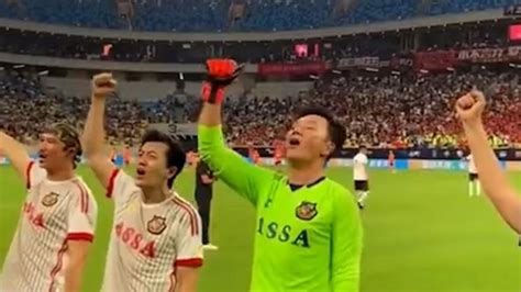 香港明星足球队3：3战平贵州联队 赴“村超”继续比赛-新华网