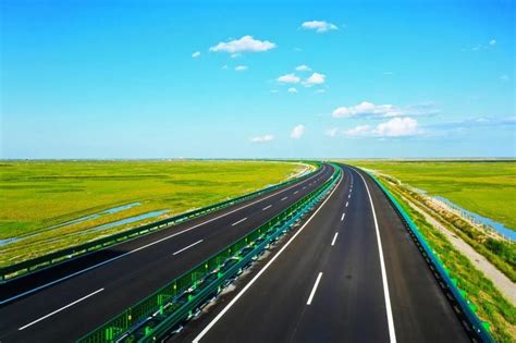 “一带一路”新通道 “东北振兴”大动脉——吉林松原至通榆高速公路将正式建成通车