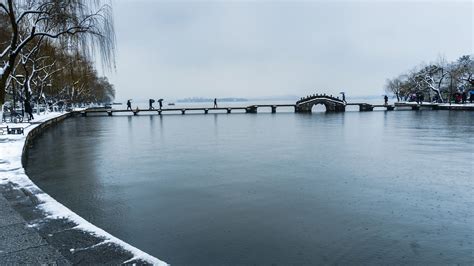 杭州西湖、灵隐寺的雪景真是太美了