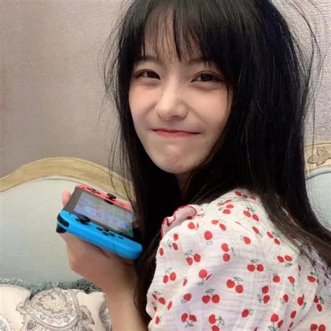 小众头像元气甜美女生图片