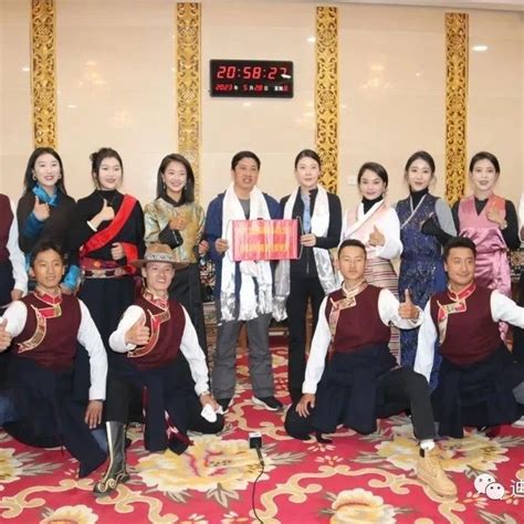 云南迪庆独克宗古城是我国保存最好、最大藏民居群，茶马古道的枢纽|枢纽|云南|独克宗_新浪新闻