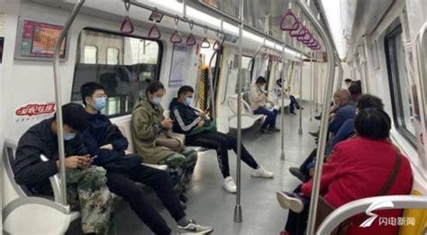 60周岁及以上老人在济南免费乘地铁及公交_手机新浪网