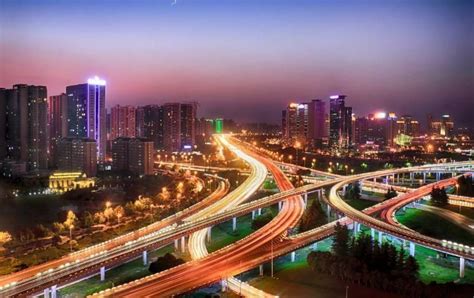 城市之争：香港和深圳这两座超级城市，哪座城市的发展前景更好？|改革开放|深港|前景_新浪新闻