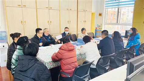 虹口区2所学校接受上海市安全文明校园督导检查-教育频道-东方网