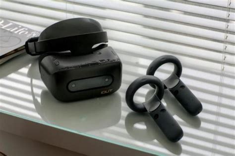 这款VR敢叫自己体感游戏机？ 爱奇艺奇遇VR 2Pro评测 - 聚牛科技 | 全球不领先的科技视频媒体