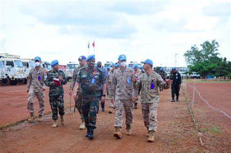 中国第26批赴刚果（金）维和工兵首次高标准通过联合国装备核查_凤凰网视频_凤凰网
