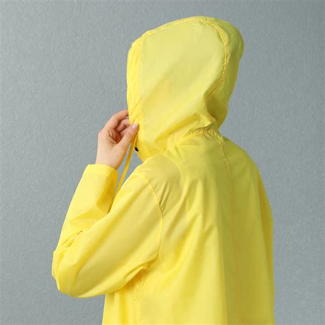 Дождевик женский с капюшоном жёлтый Respect R-40 - купить в интернет ...