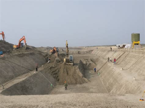 土方开挖及基坑支护施工方案