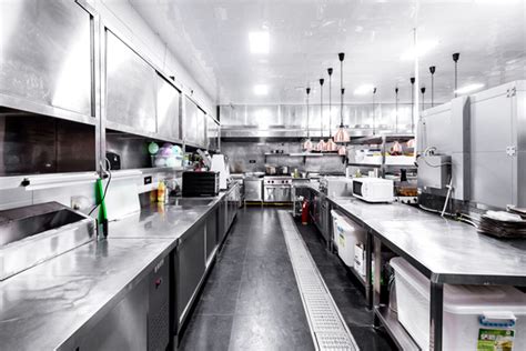 餐饮中央厨房模式有什么优点_驰能八吉星商厨工程