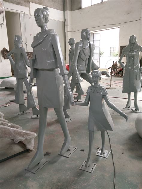 芜湖-滨江公园选择华派雕塑制作《航运》景观雕塑