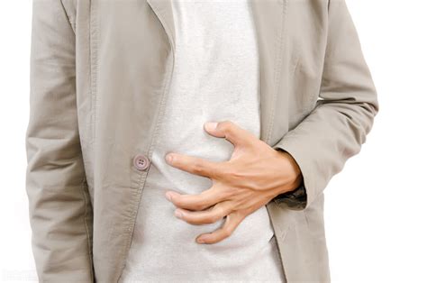 胃疼怎么办快速止痛（这5个方法可以帮助你缓解疼痛） | 说明书网